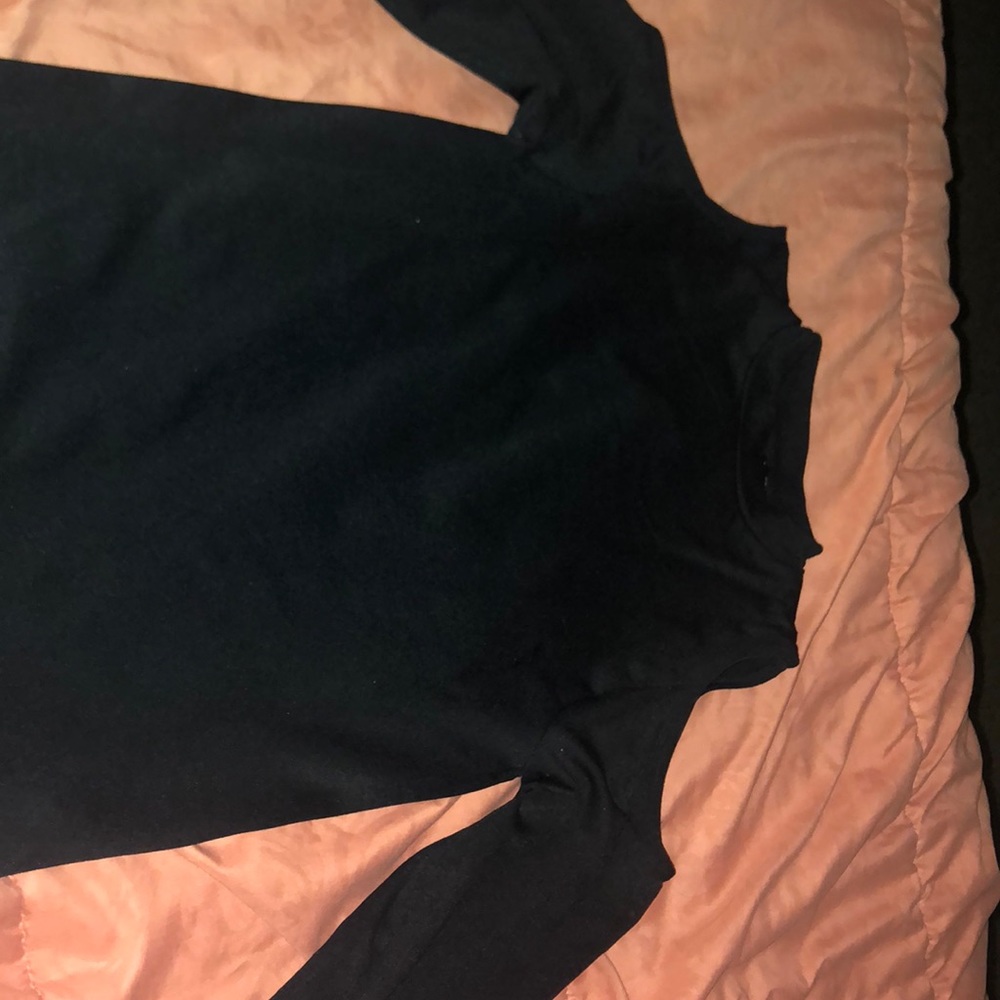 cut out long sleeve never worn